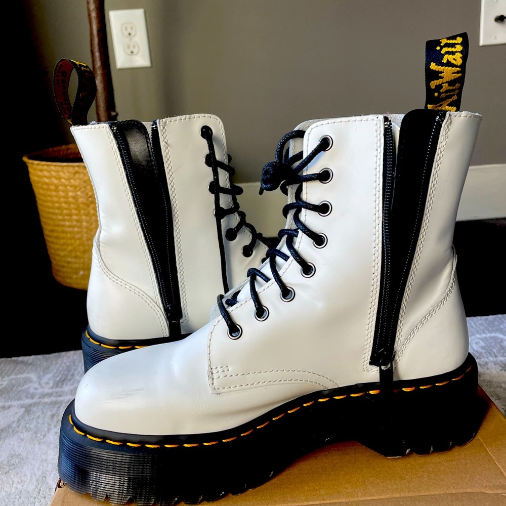 JADON DR MARTENS - white